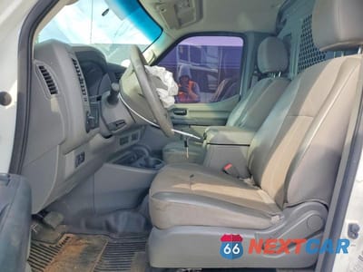 Zdjęcie 7 z 14 samochodu: 2020 NISSAN NV 2500 HD SV VIN:1N6AF0KYXLN811119 - miniatura