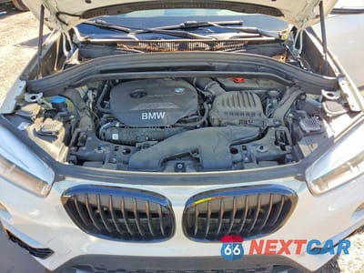 Zdjęcie 11 z 12 samochodu: 2017 BMW X1 XDRIVE28I VIN:WBXHT3C31H5F71132 - miniatura