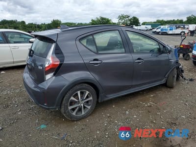 Trzecie zdjęcie samochodu z tyłu: 2018 TOYOTA PRIUS C ONE VIN:JTDKDTB36J1602998 - miniatura