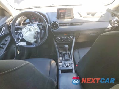 Zdjęcie 8 z 13 samochodu: 2020 MAZDA CX-3 SPORT VIN:JM1DKFB77L1466371 - miniatura
