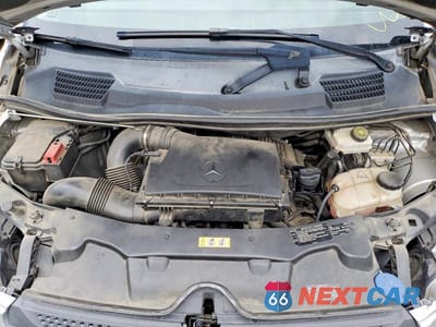 Zdjęcie 12 z 13 samochodu: 2016 MERCEDES-BENZ METRIS VIN:WD4PG2EE4G3086454 - miniatura