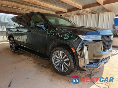 Czwarte zdjęcie samochodu z boku: 2023 CADILLAC ESCALADE ESV SPORT VIN:1GYS4NKL8PR351238 - miniatura