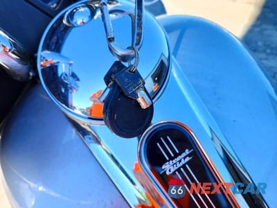Zdjęcie 8 z 9 samochodu: 2023 HARLEY-DAVIDSON FLHX VIN:1HD1KBC13PB653370 - miniatura