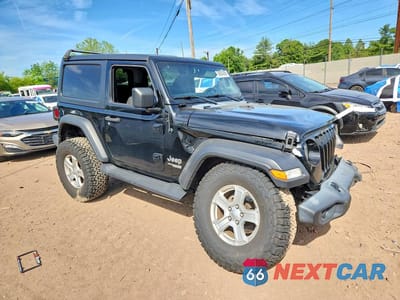 Czwarte zdjęcie samochodu z boku: 2020 JEEP WRANGLER SPORT VIN:1C4GJXAN1LW181044 - miniatura