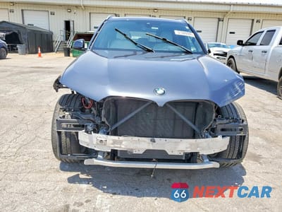 Piąte zdjęcie samochodu w środku: 2019 BMW X5 VIN:5UXCR6C54KLL14800 - miniatura