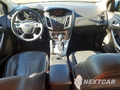 Zdjęcie 8 z 12 samochodu: 2014 FORD FOCUS SE VIN:1FADP3F2XEL307226 - miniatura