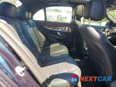 Zdjęcie 10 z 12 samochodu: 2017 MERCEDES-BENZ E 300 4MATIC VIN:WDDZF4KBXHA025740 - miniatura