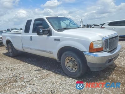 Czwarte zdjęcie samochodu z boku: 2003 FORD F250 SUPER DUTY VIN:1FTNX20L93EB85003 - miniatura