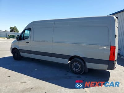 Drugie zdjęcie samochodu z przodu: 2024 MERCEDES BENZ SPRINTER 2500 DELIVERY VAN VIN:W1Y4KCHY1RT180930 - miniatura