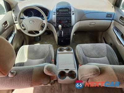 Zdjęcie 8 z 12 samochodu: 2008 TOYOTA SIENNA VIN:5TDZK23C28S208473 - miniatura