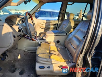 Zdjęcie 7 z 13 samochodu: 2002 LINCOLN NAVIGATOR VIN:5LMEU27R72LJ06501 - miniatura