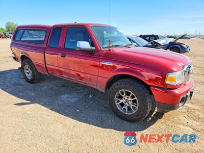 Czwarte zdjęcie samochodu z boku: 2010 FORD RANGER SUPER CAB VIN:1FTLR4FEXAPA29978 - miniatura