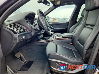 Zdjęcie 7 z 12 samochodu: 2011 BMW X5 XDRIVE50I VIN:5UXZV8C57BL417713 - miniatura