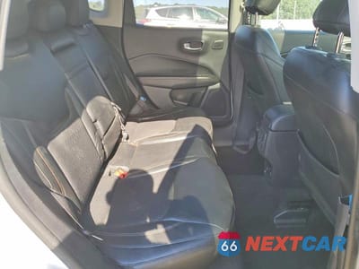 Zdjęcie 10 z 12 samochodu: 2018 JEEP COMPASS LATITUDE VIN:3C4NJDBB8JT485260 - miniatura