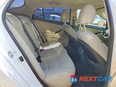 Zdjęcie 10 z 13 samochodu: 2012 KIA OPTIMA LX VIN:5XXGM4A78CG055868 - miniatura