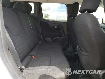 Zdjęcie 11 z 13 samochodu: 2019 JEEP RENEGADE LATITUDE VIN:ZACNJABB1KPK90427 - miniatura