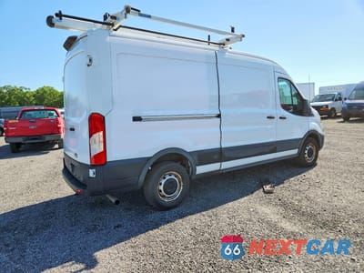 Trzecie zdjęcie samochodu z tyłu: 2021 FORD TRANSIT T-250 VIN:1FTBR1C87MKA23775 - miniatura