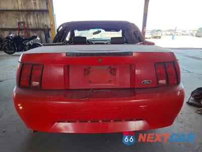 Zdjęcie 6 z 12 samochodu: 2002 FORD MUSTANG VIN:1FAFP44442F216286 - miniatura