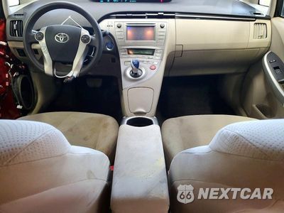 Zdjęcie 8 z 13 samochodu: 2012 TOYOTA PRIUS THREE VIN:JTDKN3DU6C5473997 - miniatura