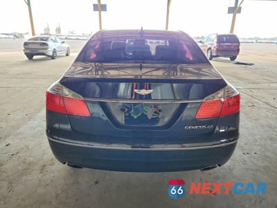 Zdjęcie 6 z 12 samochodu: 2011 HYUNDAI GENESIS 4.6L VIN:KMHGC4DF2BU121423 - miniatura