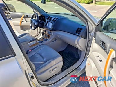 Piąte zdjęcie samochodu w środku: 2009 TOYOTA HIGHLANDER HYBRID LIMITED VIN:JTEEW44A892030097 - miniatura