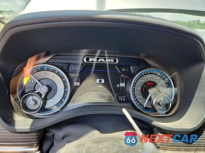Zdjęcie 9 z 12 samochodu: 2019 RAM 1500 LIMITED VIN:1C6SRFPT3KN655445 - miniatura