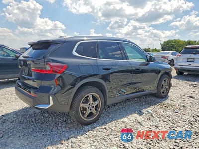Trzecie zdjęcie samochodu z tyłu: 2023 BMW X1 XDRIVE28I VIN:WBX73EF06P5X04665 - miniatura