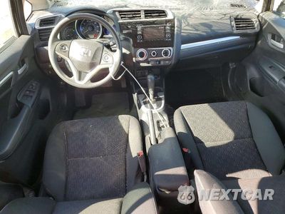 Zdjęcie 8 z 12 samochodu: 2017 HONDA FIT LX VIN:3HGGK5H50HM706014 - miniatura
