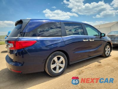 Trzecie zdjęcie samochodu z tyłu: 2019 HONDA ODYSSEY EX VIN:5FNRL6H55KB130250 - miniatura