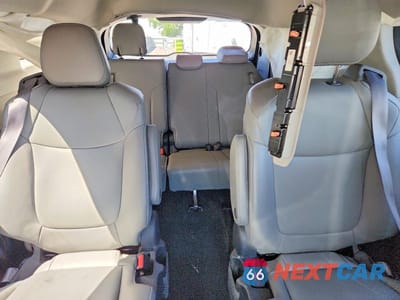 Zdjęcie 10 z 14 samochodu: 2022 TOYOTA SIENNA XLE VIN:5TDYSKFC9NS042360 - miniatura