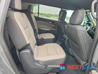Zdjęcie 11 z 14 samochodu: 2025 CHEVROLET TRAVERSE LT VIN:1GNERGRS2SJ240633 - miniatura