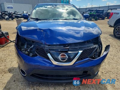 Piąte zdjęcie samochodu w środku: 2019 NISSAN QASHQAI SV VIN:JN1BJ1CR4KW331043 - miniatura