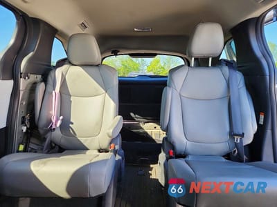 Zdjęcie 10 z 14 samochodu: 2025 TOYOTA SIENNA XLE 7-PASSENGER VIN:5TDYSKFC3SS163770 - miniatura