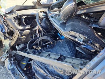 Zdjęcie 8 z 12 samochodu: 2015 KIA OPTIMA HYBRID VIN:KNAGN4AD9F5083283 - miniatura