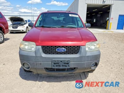 Piąte zdjęcie samochodu w środku: 2005 FORD ESCAPE XLT VIN:1FMYU93155DA25293 - miniatura