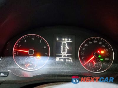 Zdjęcie 9 z 12 samochodu: 2010 VOLKSWAGEN JETTA SE VIN:3VWRZ7AJ9AM065129 - miniatura