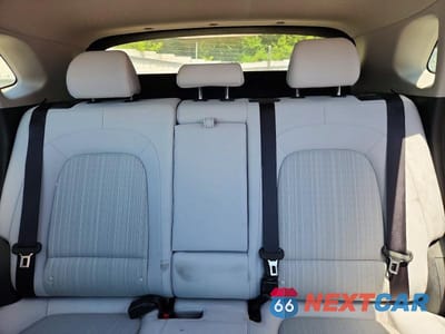 Zdjęcie 10 z 14 samochodu: 2023 HYUNDAI KONA SEL VIN:KM8K6CAB1PU931064 - miniatura