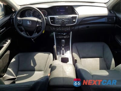 Zdjęcie 8 z 12 samochodu: 2016 HONDA ACCORD LX VIN:1HGCR2F33GA186655 - miniatura