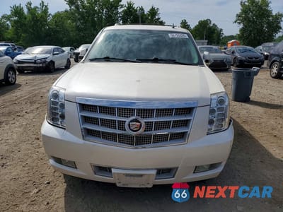 Piąte zdjęcie samochodu w środku: 2013 CADILLAC ESCALADE PLATINUM VIN:1GYS4DEF9DR320530 - miniatura