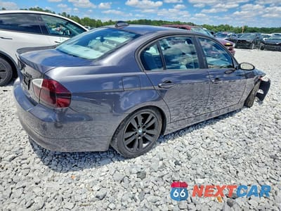 Trzecie zdjęcie samochodu z tyłu: 2006 BMW 325 I VIN:WBAVB13576KX66296 - miniatura