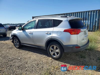 Drugie zdjęcie samochodu z przodu: 2015 TOYOTA RAV4 XLE VIN:2T3WFREV1FW151645 - miniatura