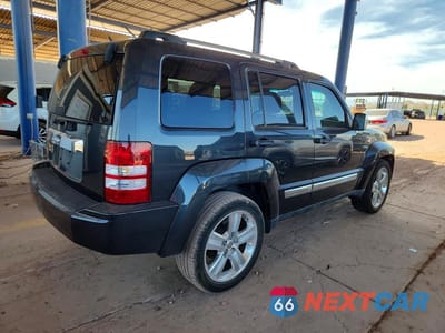 Trzecie zdjęcie samochodu z tyłu: 2011 JEEP LIBERTY SPORT VIN:1J4PP2GK7BW588681 - miniatura