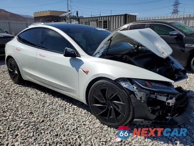 Czwarte zdjęcie samochodu z boku: 2025 TESLA MODEL 3 VIN:5YJ3E1ET2SF079750 - miniatura