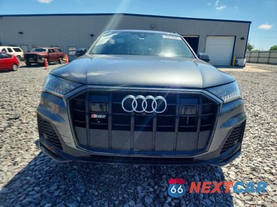 Piąte zdjęcie samochodu w środku: 2021 AUDI SQ7 PREMIUM PLUS VIN:WA1AWBF77MD010407 - miniatura