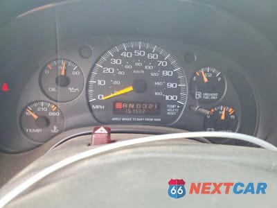 Zdjęcie 9 z 13 samochodu: 2001 CHEVROLET EXPRESS DELIVERY VAN VIN:1GCFG25W811164672 - miniatura