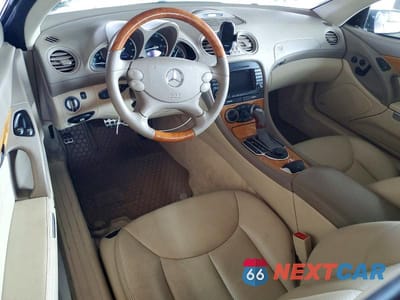 Zdjęcie 8 z 12 samochodu: 2006 MERCEDES-BENZ SL 500 VIN:WDBSK75F46F109820 - miniatura