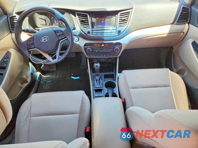 Zdjęcie 8 z 13 samochodu: 2017 HYUNDAI TUCSON SPORT VIN:KM8J3CA2XHU314235 - miniatura
