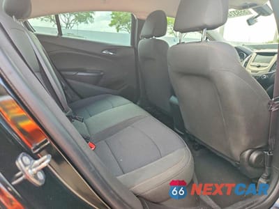 Zdjęcie 10 z 12 samochodu: 2017 CHEVROLET CRUZE LS VIN:1G1BC5SM1H7281170 - miniatura