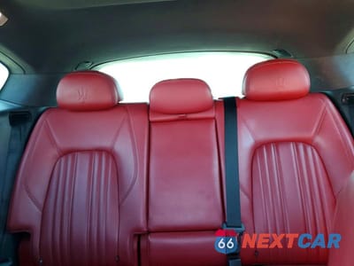 Zdjęcie 10 z 13 samochodu: 2018 MASERATI LEVANTE VIN:ZN661XUA0JX270209 - miniatura