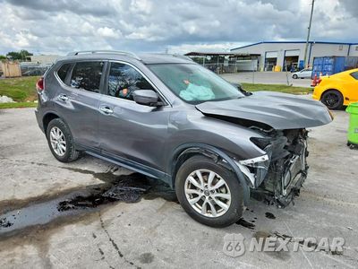 Czwarte zdjęcie samochodu z boku: 2019 NISSAN ROGUE S VIN:5N1AT2MT4KC836886 - miniatura
